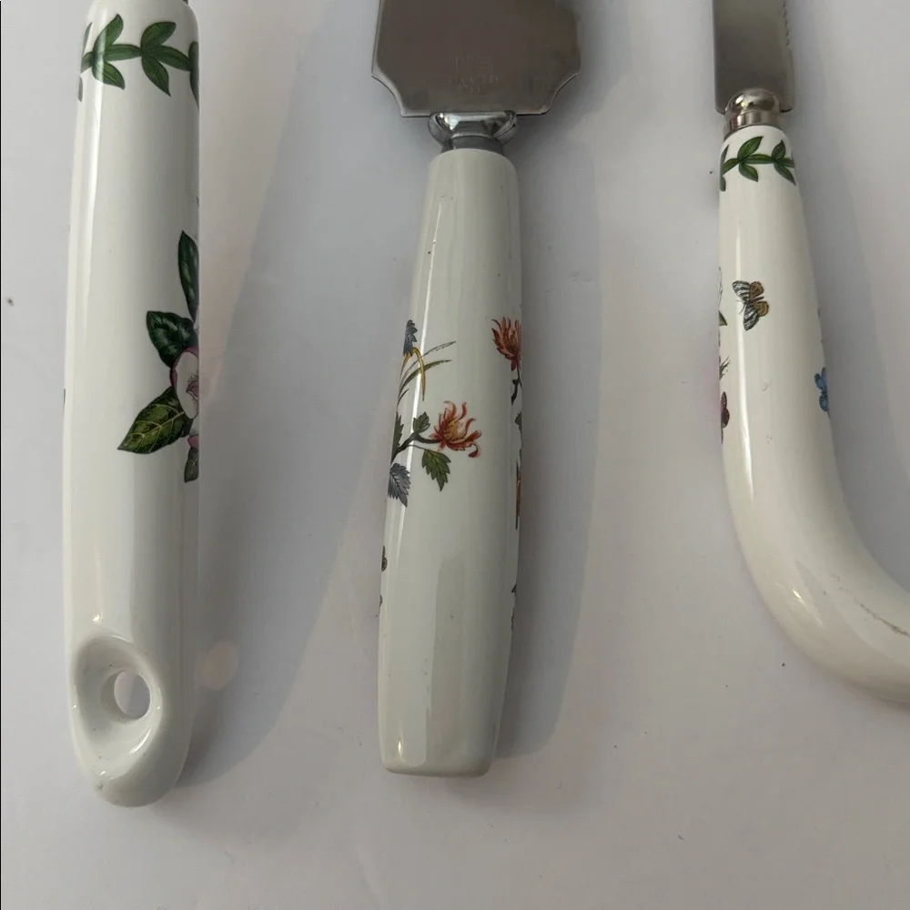 Portmeirion Botanical Garden Floral Kitchen Utensil Set & 1 Aynsley Cake Knife